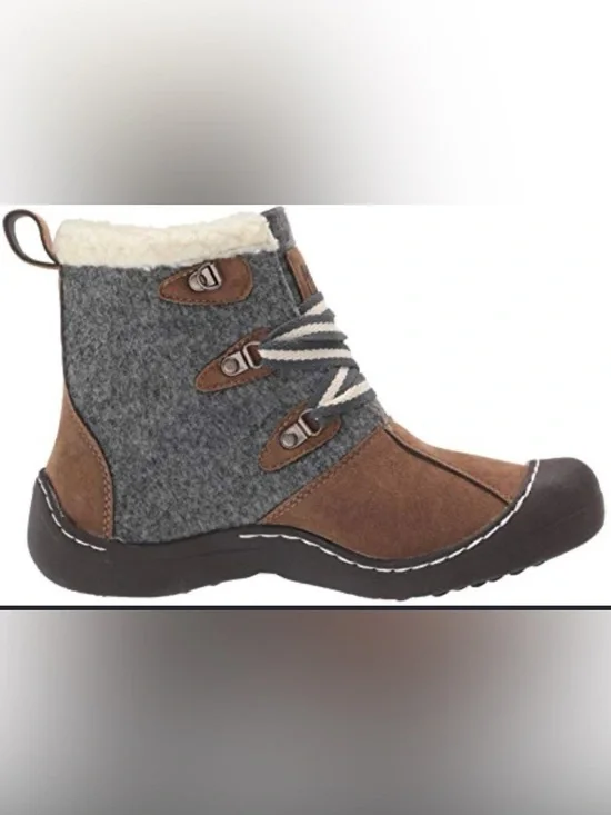 MukLuks Melissa Snow Boots- Size 8