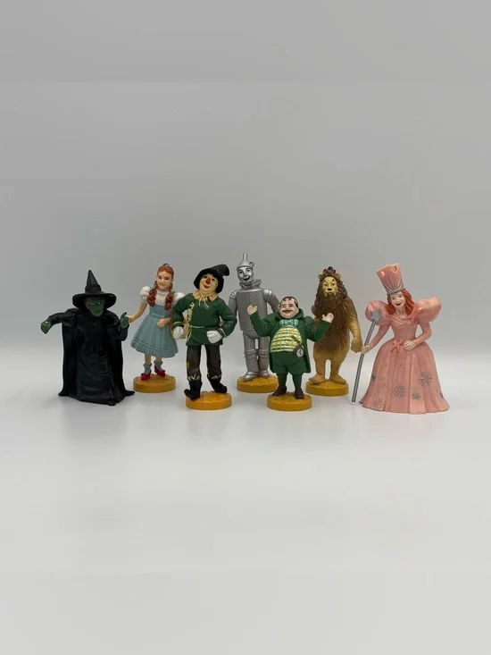 Vintage Wizard Of Oz Toys Witch Dorthy Toto Scarecrow Tin Man Leprechaun Lion