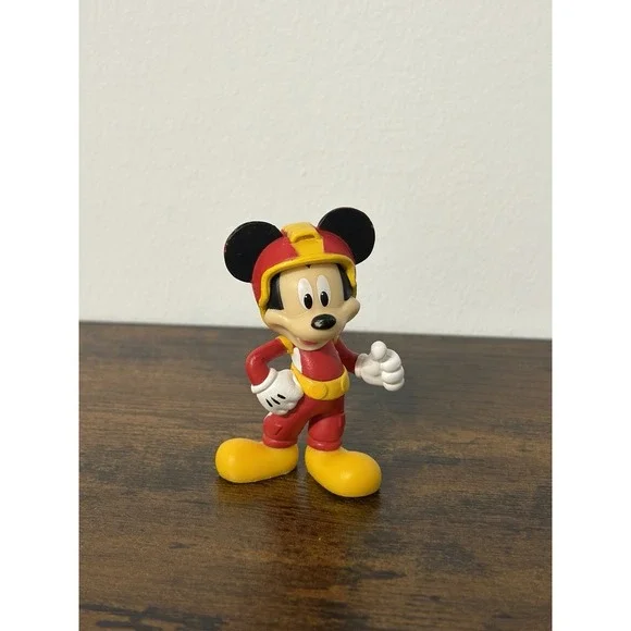 Disney Mattel Mickey Mouse Race Car Driver 2