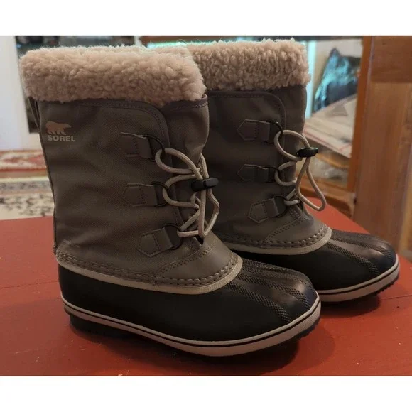 Sorel Women Gray and Black Waterproof Winter Snow Boots US Size 5‎