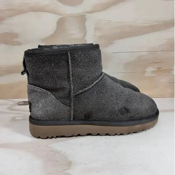 UGG Australia - Classic Mini Serein - Boots - Brown - Women's - 8 - S/N 1013984