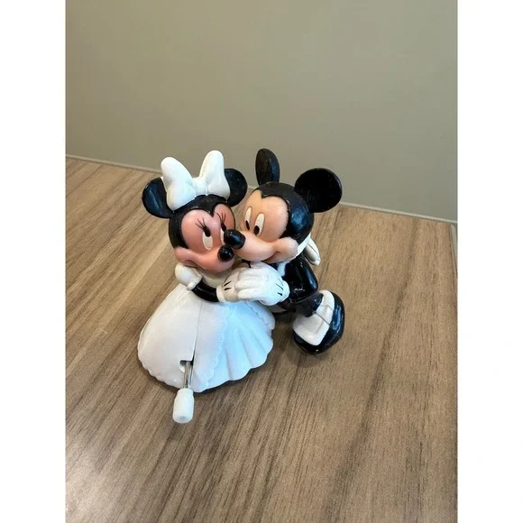 Vintage Disney Mickey Minnie Mouse Wedding Wind Up Toy Bride Groom Figure  Works