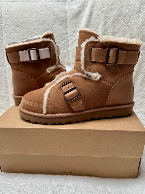 NWT - UGG Chestnut Suede Shearling Buckle Boot