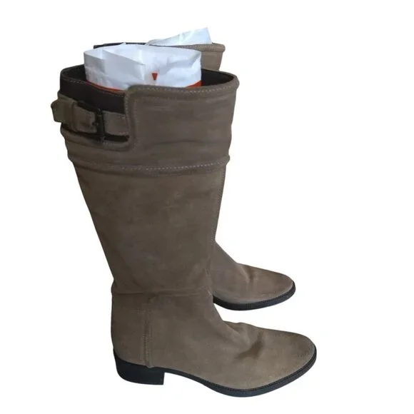 GEOX WOMEN'S SIZE 6 ZIP UP 15 INCH TALL TAN ZIP UP BUCKLE ACCENT BOOTS SUEDE