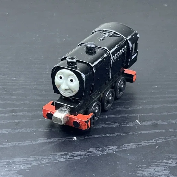 Thomas & Friends Neville 2006 Take Along Die-Cast Train Engine Magnetic