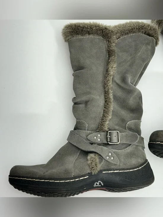 BareTraps Gray Suede Faux-Fur Mid-Calf Winter Boots Buckle Strap Zipper Size 8.5
