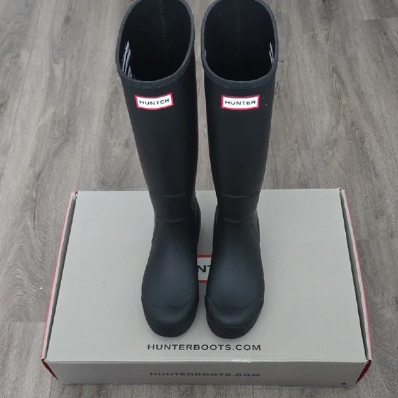 Hunter Black Tall Waterproof Rain Boots