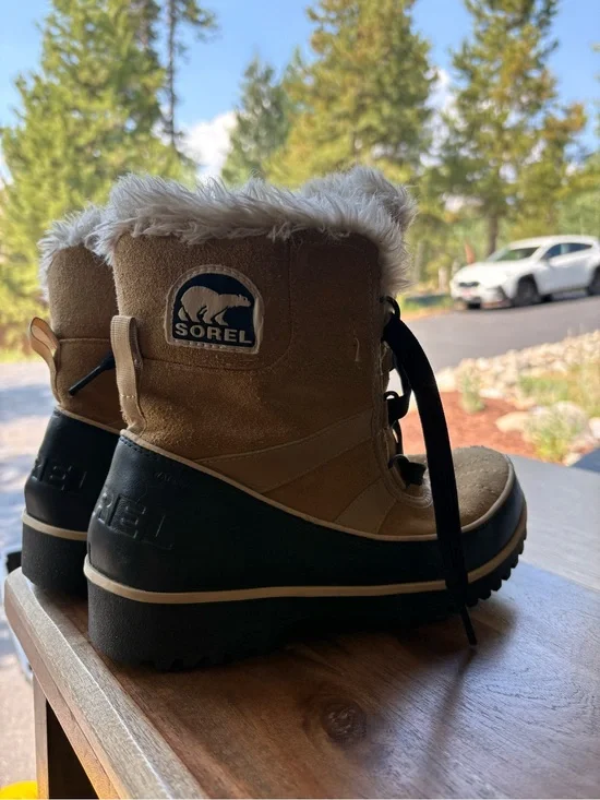 Sorel Size 7.5 Waterproof Brown Fur-Trim Winter Boots