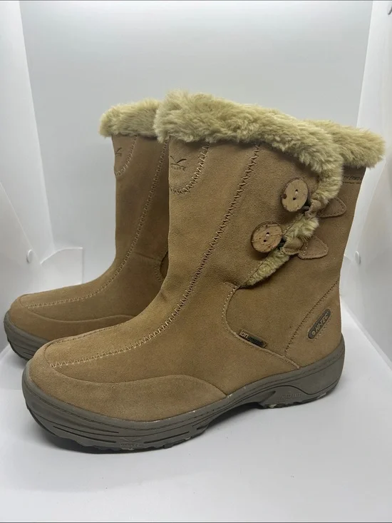 Hi-Tec V-Lite Snowflake Chukka Thinsulate Insulation Faux Fur Top Womens Size 9