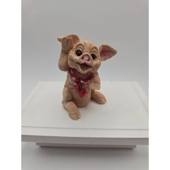 !VINTAGE 1994 - ENESCO - SWEETHEART PIG‎ FIGURINE