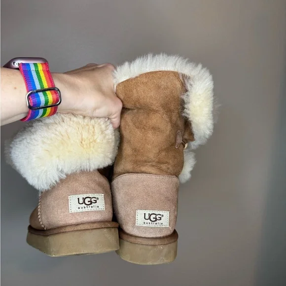 UGG Australia Bailey Button Shearling Boots‎ Chestnut Women’s Size 10