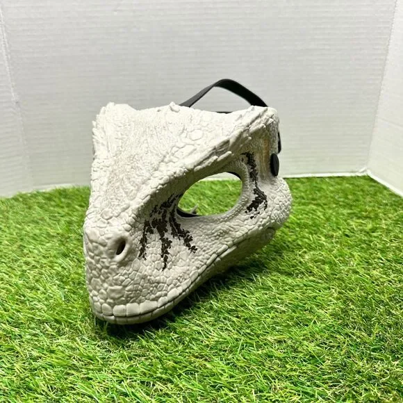 Jurassic World Epic Evolution Chaos Theory Atrociraptor Dinosaur Mask With Sound