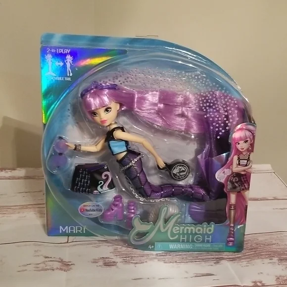 Mermaid High Mari Removable Tail .. Shell Opens‎ in Water .. NEW