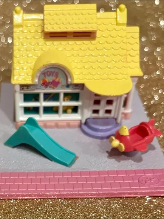 Vintage Polly Pocket~ Polly’s Toy Shop Bluebird 1993