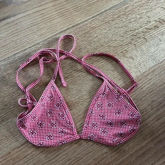 Frankie’s bikinis top