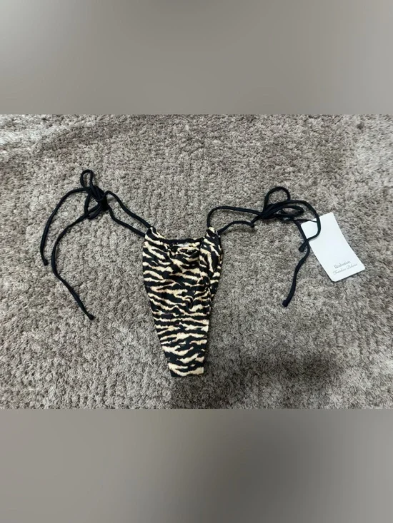 Frankie’s bikinis Tia satin bottom