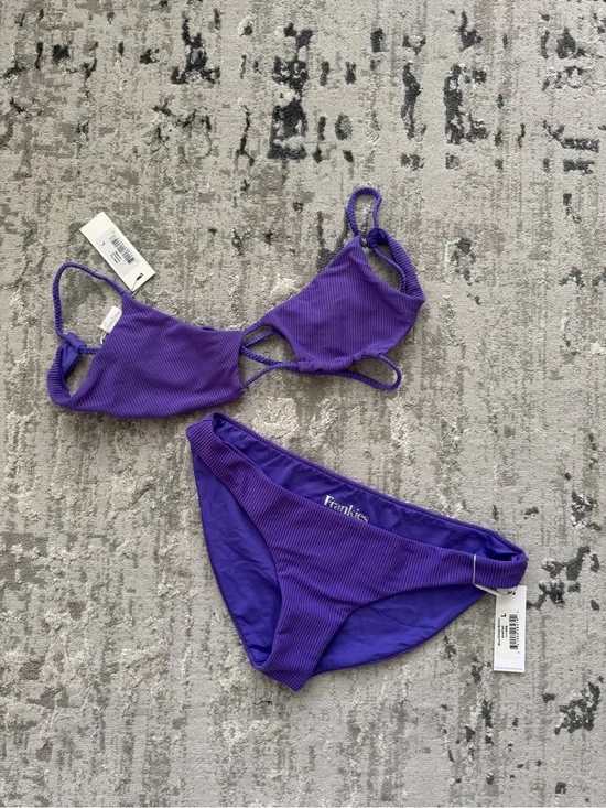 NWT Frankie’s Bikinis Ribbed Swimwear Set 2020 L