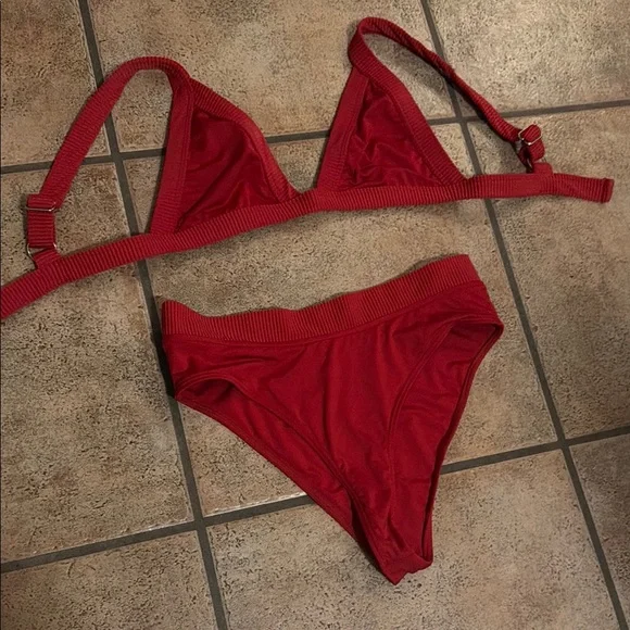 Frankie’s Bikinis Women’s Red Triangle Bikini Set