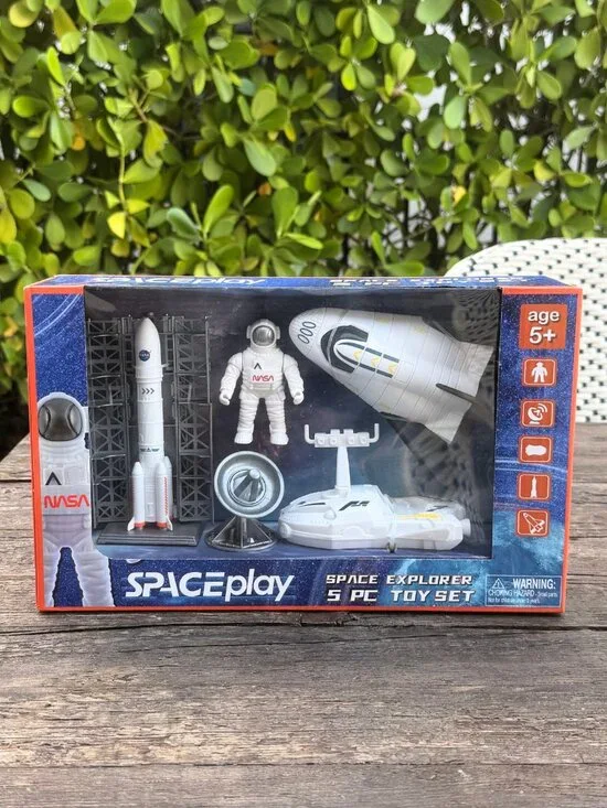 SPACEplay Space Explorer 5 Piece Toy Set NASA Astronaut Rocket Ship Rover NEW