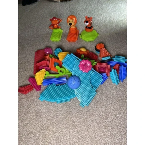Bristle Blocks by Battat Jungle Adventures Animals Sensory Toy