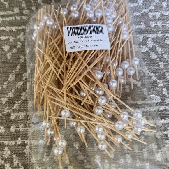 Pearl-Tip Bamboo Cocktail Picks - White Pearls