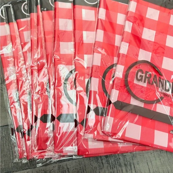 Red Checkered Tablecloth Set