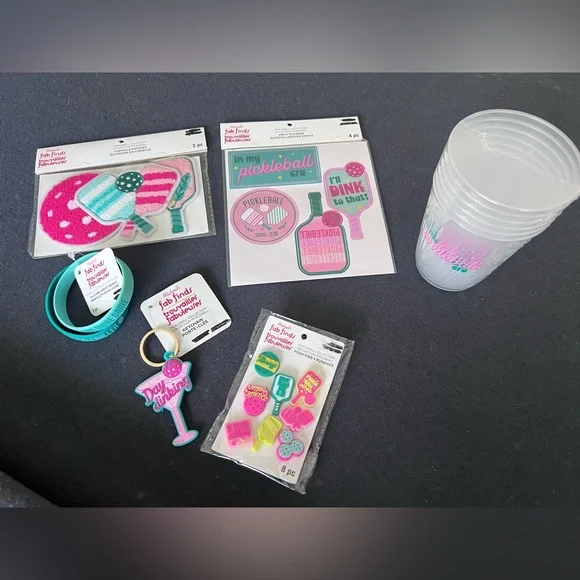 Pickleball gift set Stickers-patches-stickers-pins- bracelets-key chain #B-16