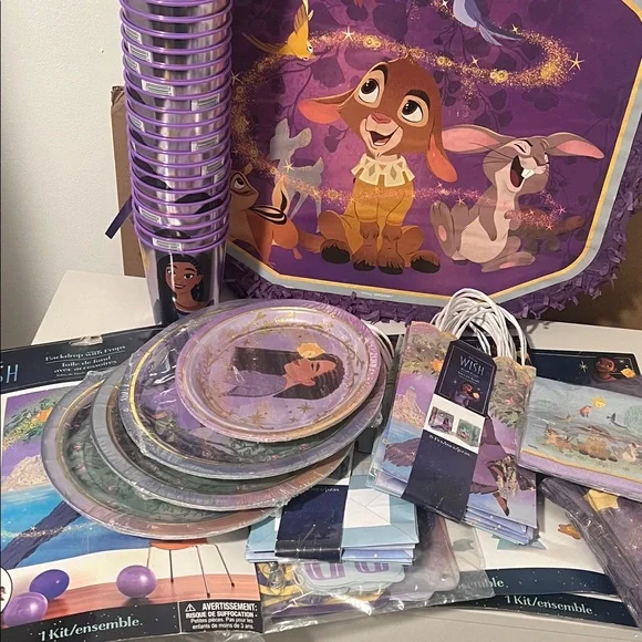 Disney Encanto Party Supplies Set - Purple and Gold