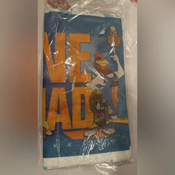 Space Jam A New Legacy Paper Tablecover