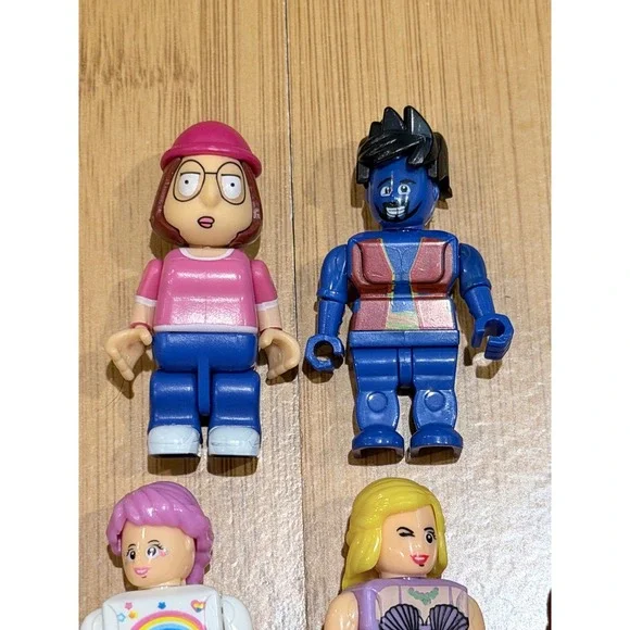 Family‎ Guy McFarlane Figures Lot - RARE Genie Peter, Meg Griffin + LEGO Bricks