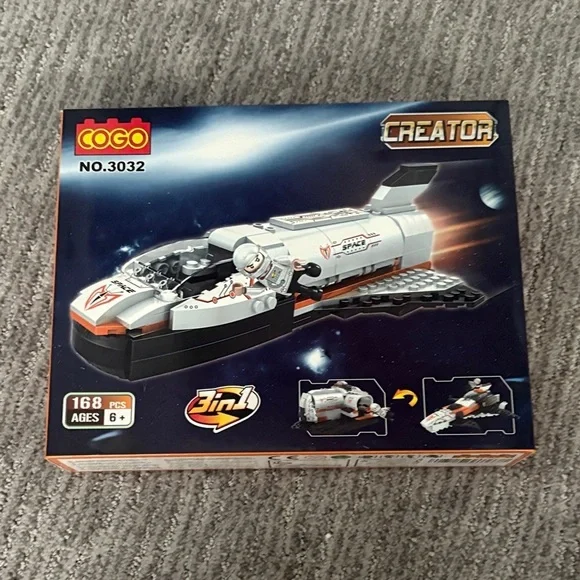 Space Explorer Building Set - White and Black