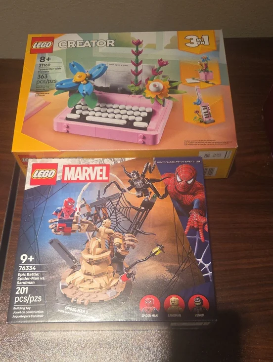 LEGO Creator Pink Typewriter with Blue and Green Flower Accents
