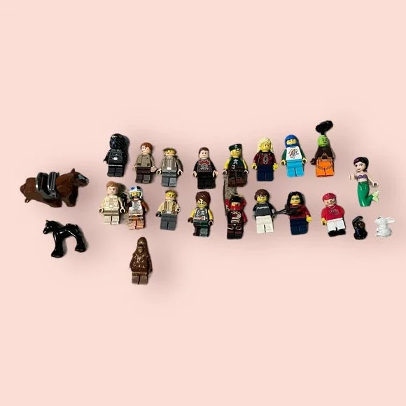 Lego mini‎ figures 18 figurines