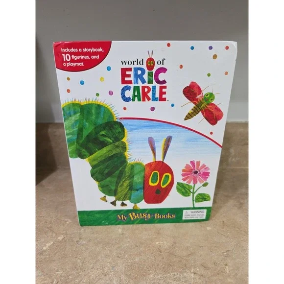 My Busy Books The World of Eric Carle Book With Play Mat and 10‎ Figures