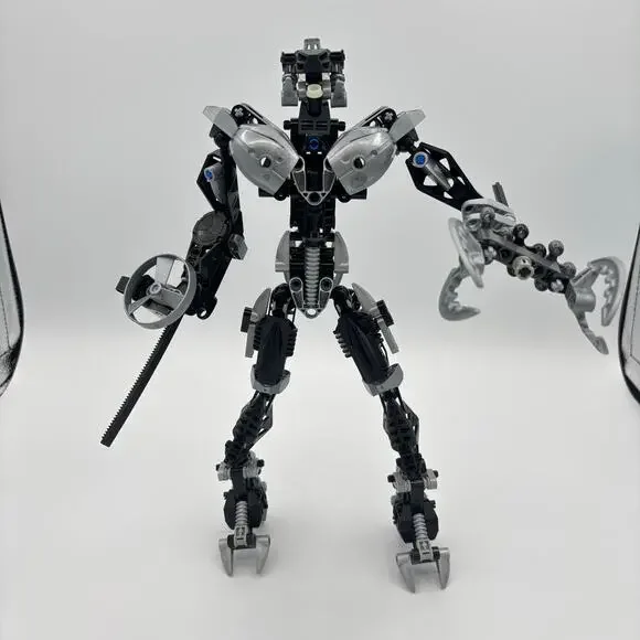 LEGO BIONICLE: Titans Roodaka Metru Nui Visorak Queen (8761) - 99% Complete