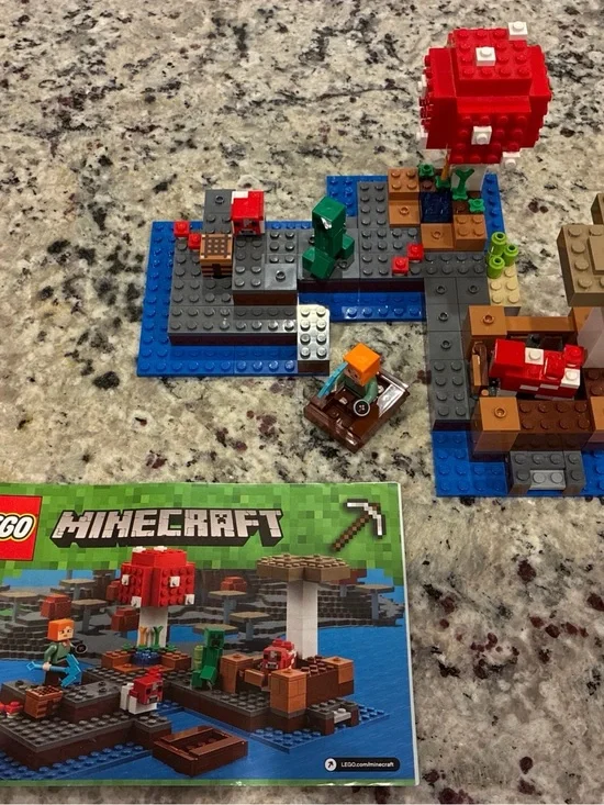 Lego #21129 The Mushroom Island