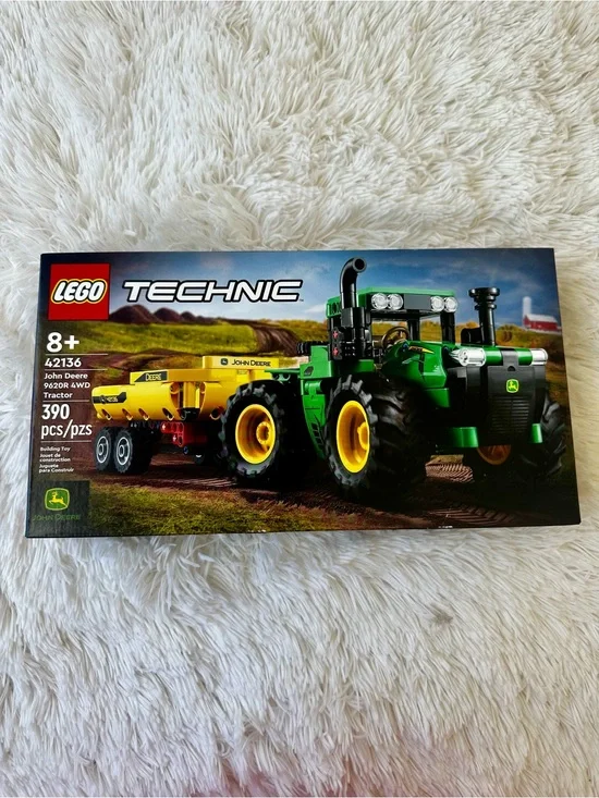 Lego Technic John Deere 9620R 4WD Tractor 42136 Building Set New Sealed Box