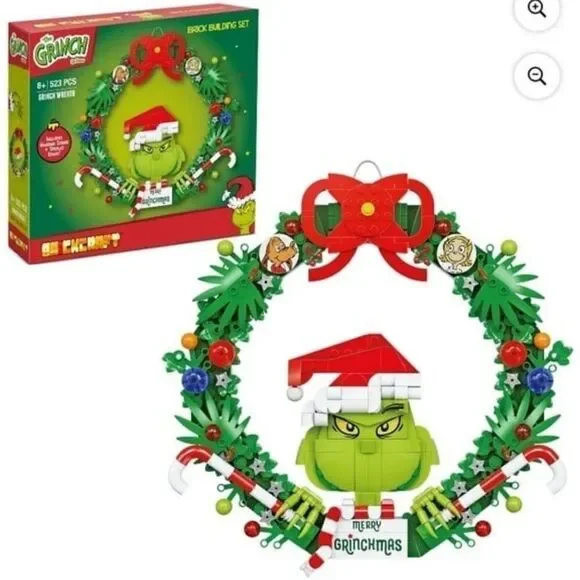 Grinch Brick Building Set - Festive Wreath