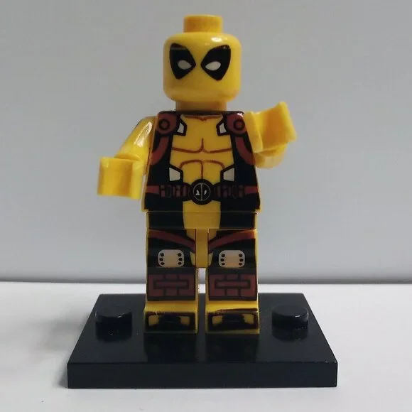 HeroBloks - Yellow Deadpool - DLP - DLP9022