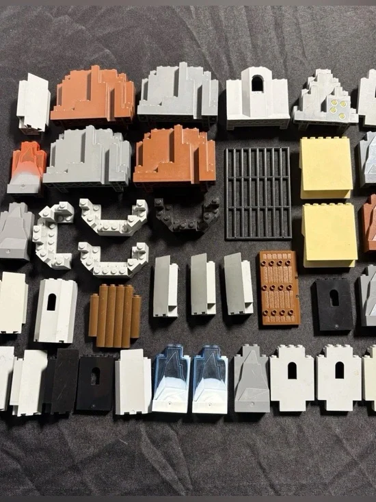 LEGO 39 pcs Burp LURP Castle Rock Walls Panels Gates Doors Lot