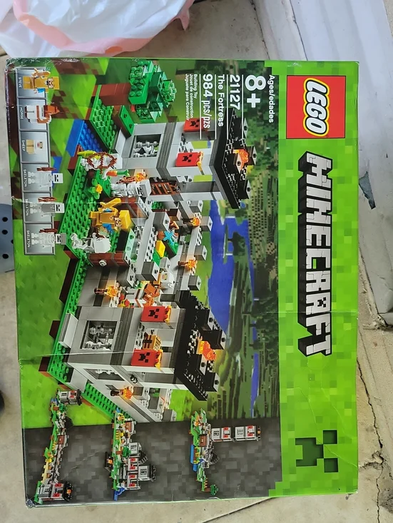 Lego Minecraft Fortress Building Set - Green, Black, Gray