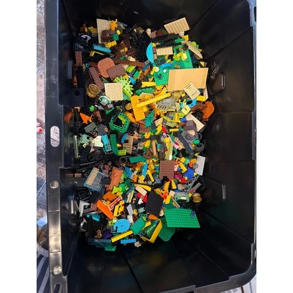 Bulk lot 30+ lbs. loose LEGO building blocks and mini figures