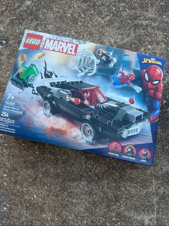 LEGO Marvel Spider-Man Black Venom Muscle Car Building Set - Black. NEW