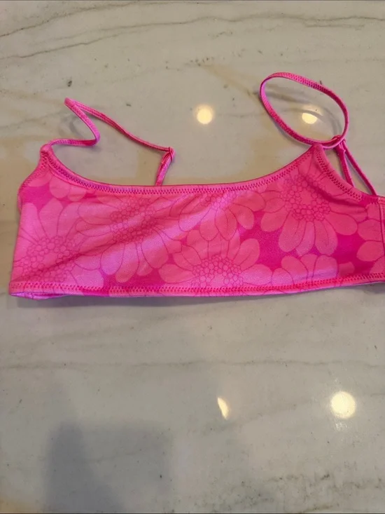 triangl swimwear Girls' Hot Pink Floral Bandeau Bikini Top