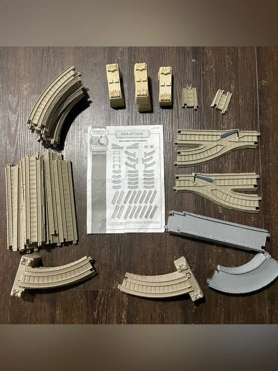 TrackMaster Thomas & Friends Train “Pack of Track” 64013 45 pc Set *No Bag*