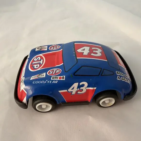 Rare Vintage Richard Petty 43 Tin Toy with Friction Motor Ja-Ru madein Hong Kong