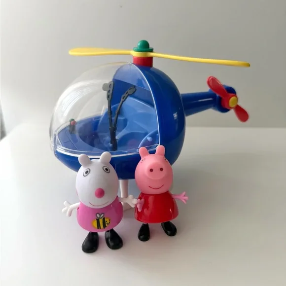 PEPPA PIG Helicopter w/ Windshield with Peppa & Suzy Sheep Figures