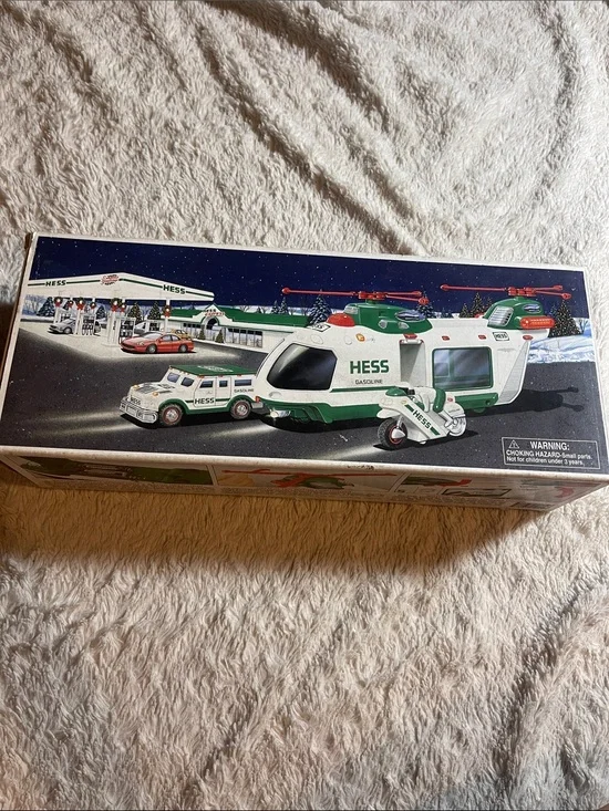 Hess 2001 green   and White Rescue Helicopter & Vehicle Playset
