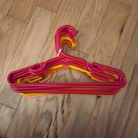 Kids Clothes Hangers Bundle Set of 15‎ Plastic Childrens Garment Hangers