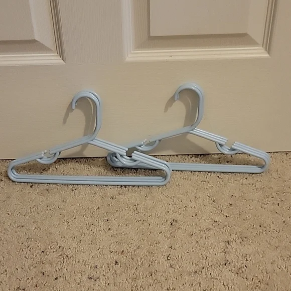 Set of 6 blue baby hangers